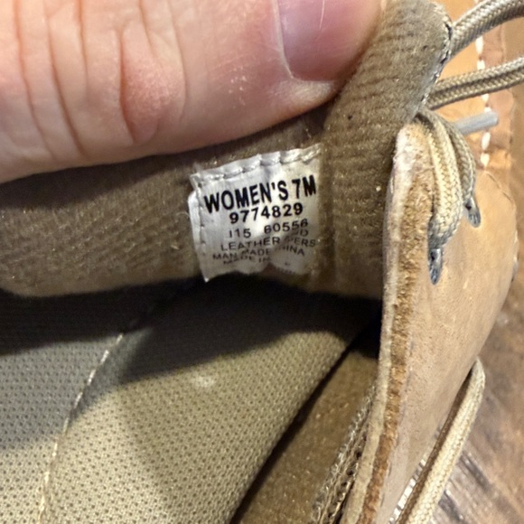Sperry Women's Light Brown Moccasins - Picture 7 of 9